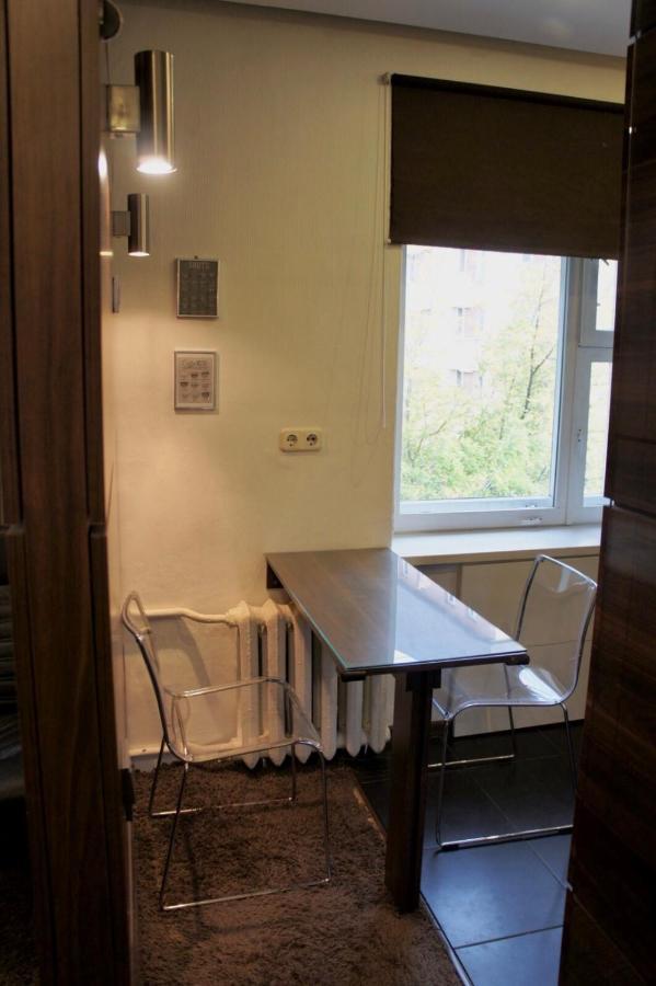 Central Apartment Nemiga Minsk Buitenkant foto